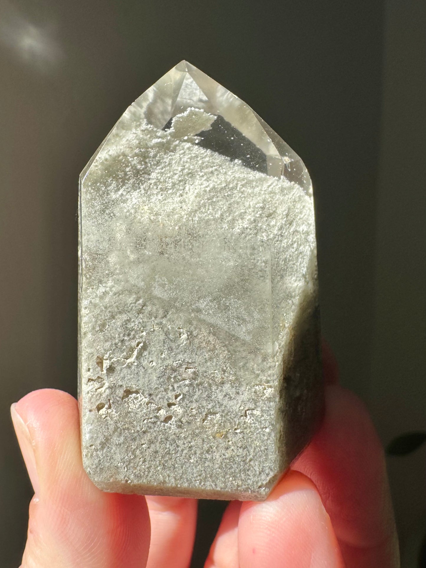 GARDEN QUARTZ WITH LODOLITE