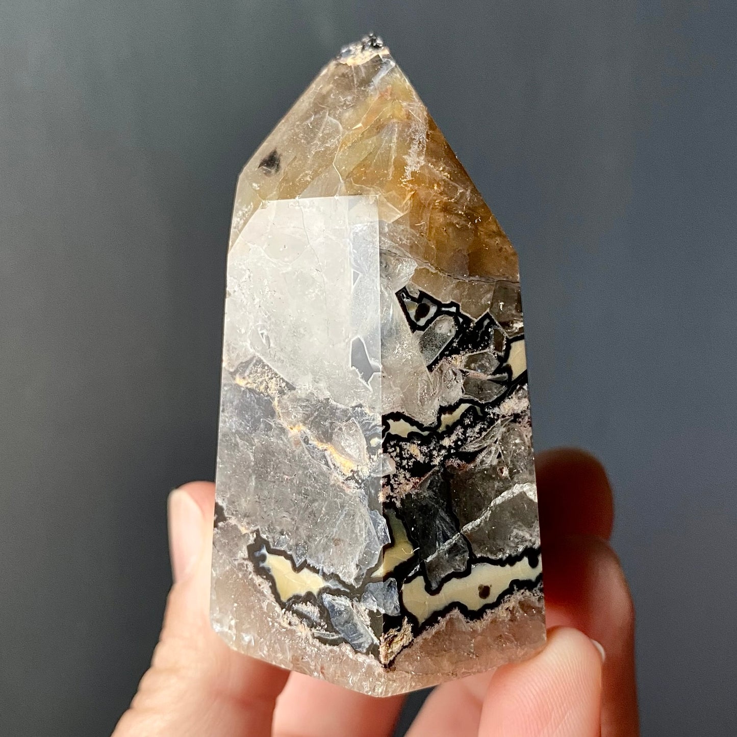 MOSAIC QUARTZ POINT