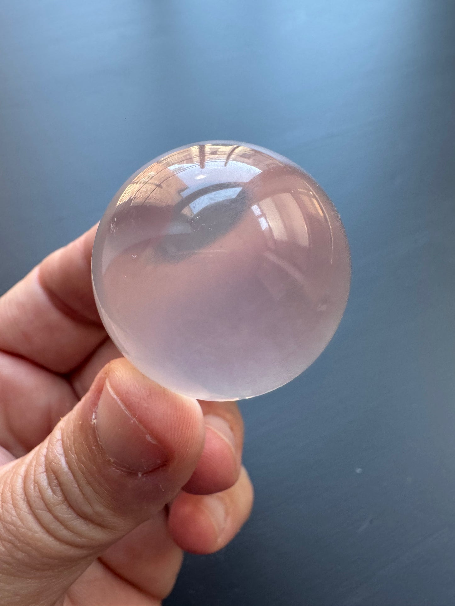 MILKY QUARTZ SPHERE (DC4)