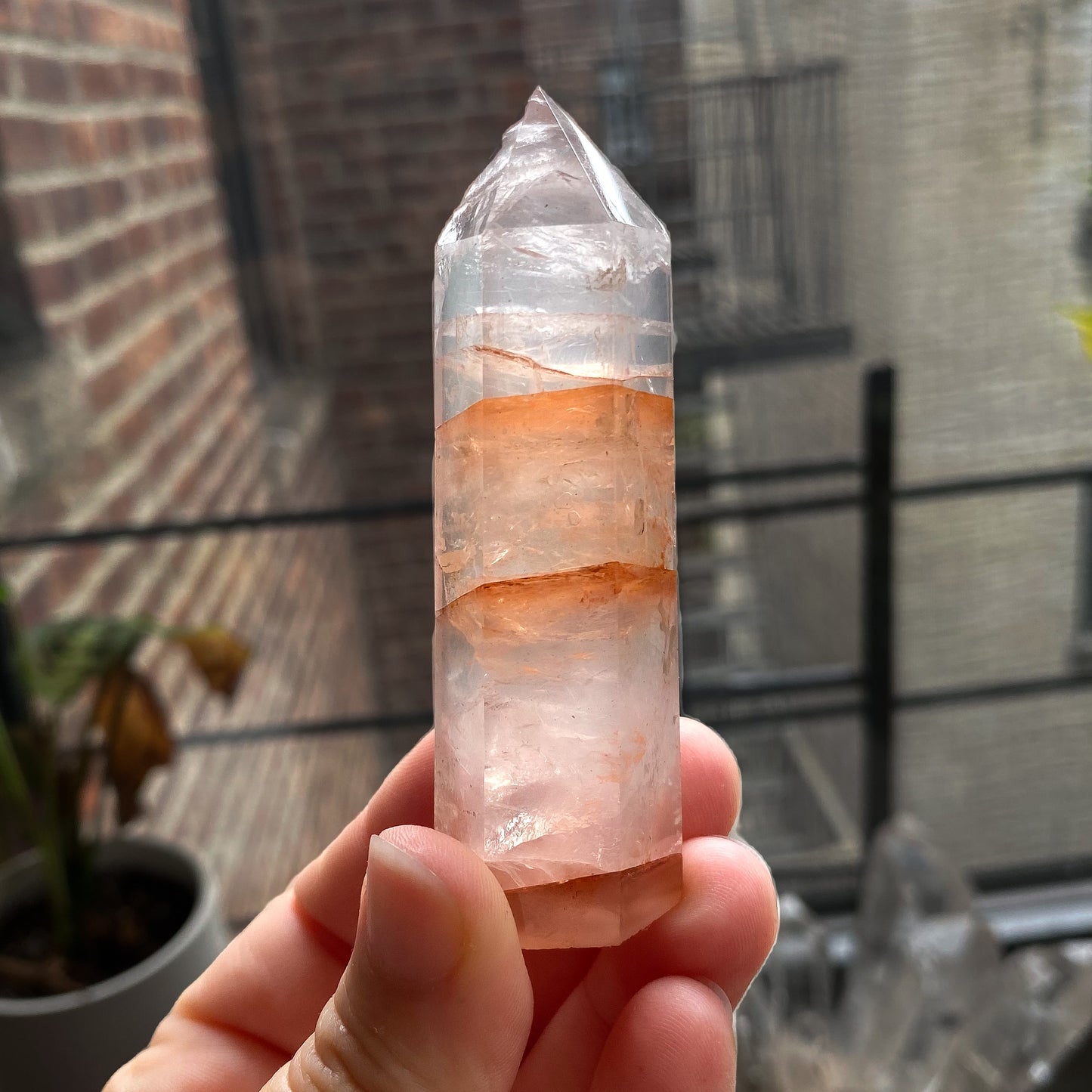 HEMATOID QUARTZ TOWER