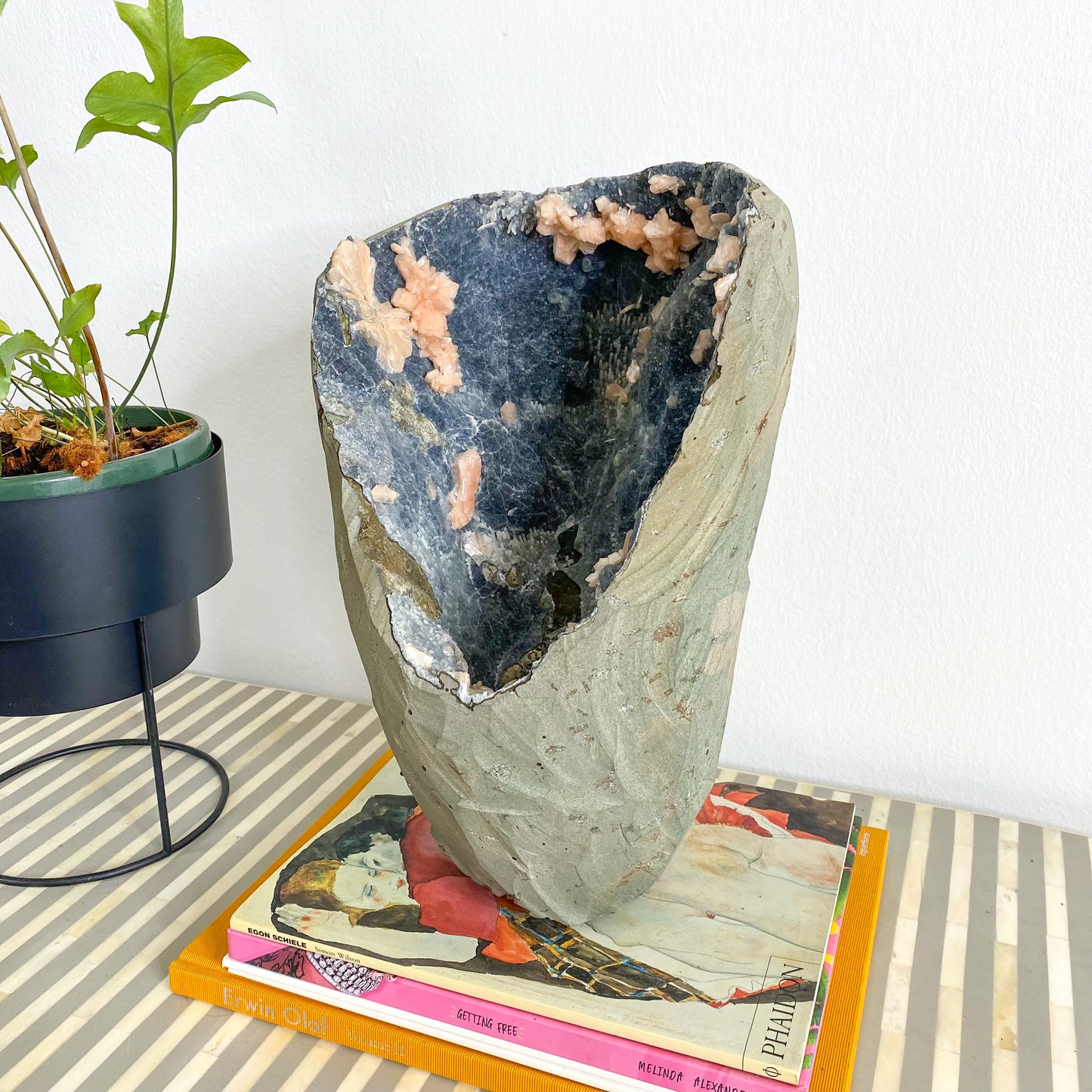 CHALCEDONY & STILBITE