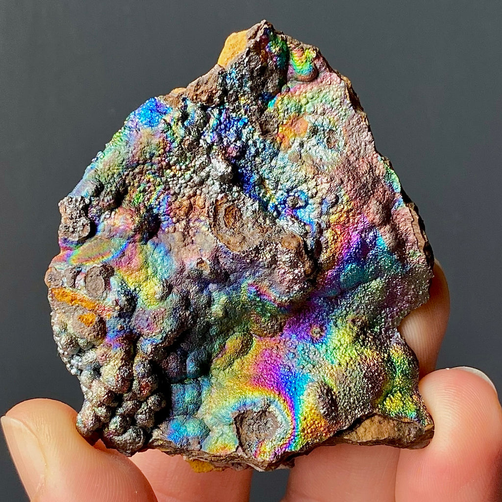 IRIDESCENT GOETHITE