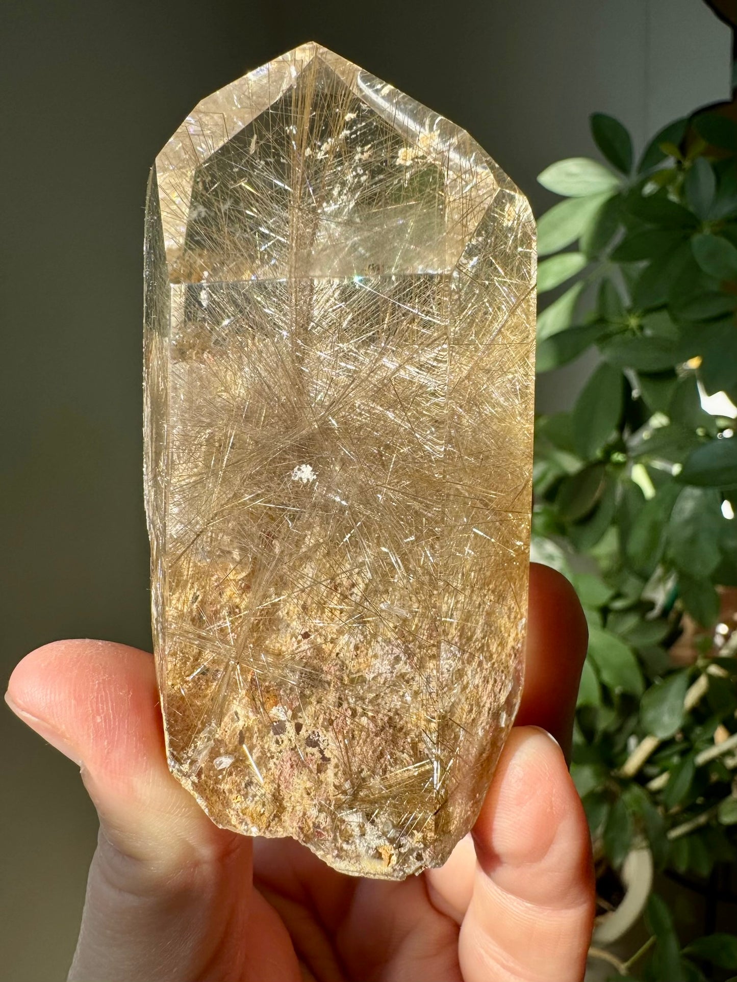 RUTILATED QUARTZ POINT