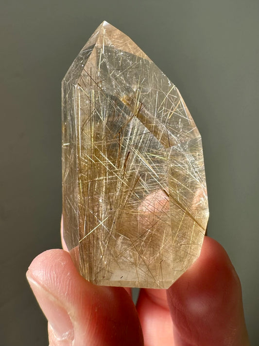 RUTILATED QUARTZ POINT
