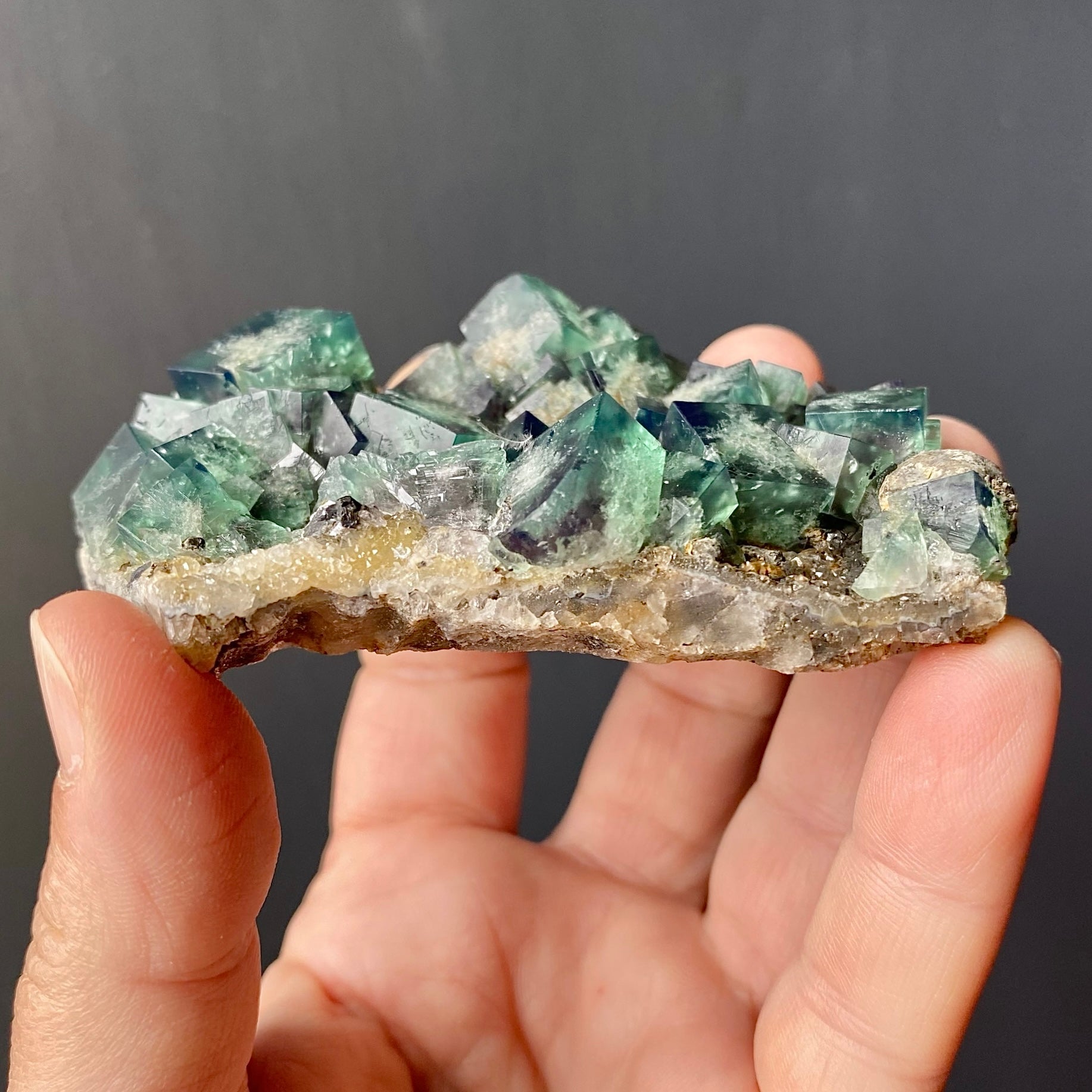 FLUORITE (COLOR CHANGING)