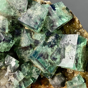 FLUORITE, QUARTZ & GALENA (COLOR CHANGING)