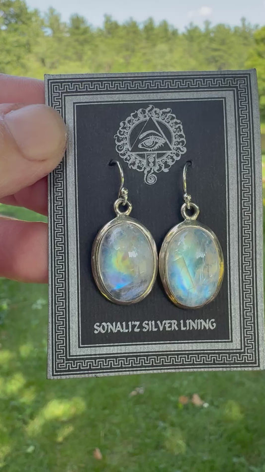 MOONSTONE & SS EARRINGS