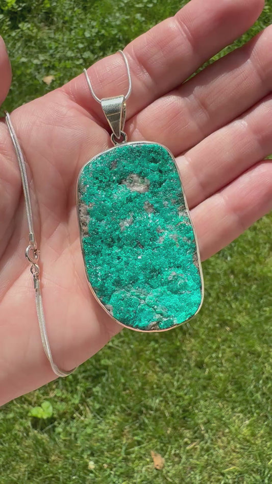 DIOPTASE & 22” SS SNAKE CHAIN (NA5)