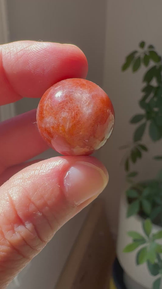 SUNSTONE SPHERE (K22)