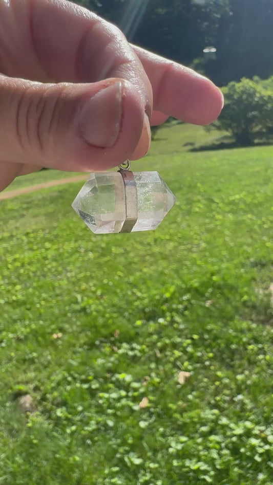 QUARTZ & FINE SILVER PENDANT