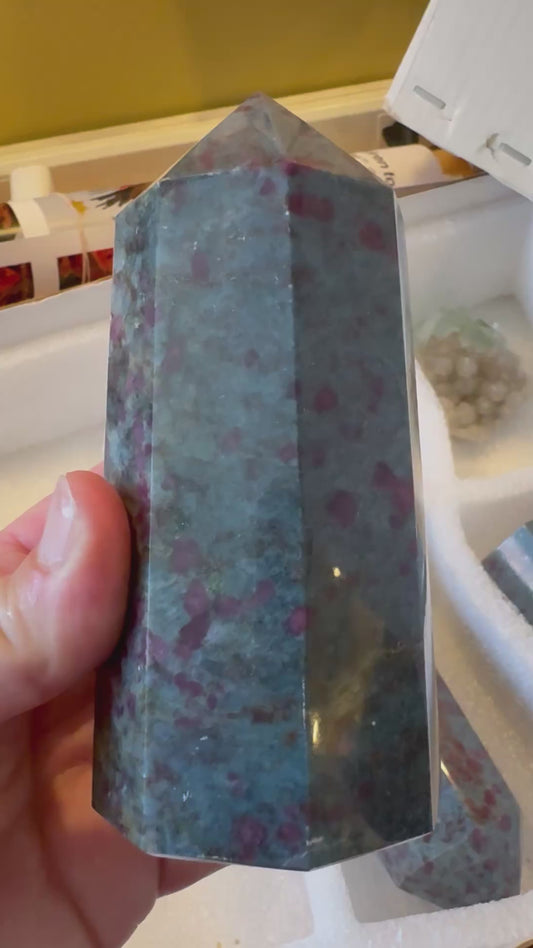 RUBY KYANITE TOWER (BJ155)