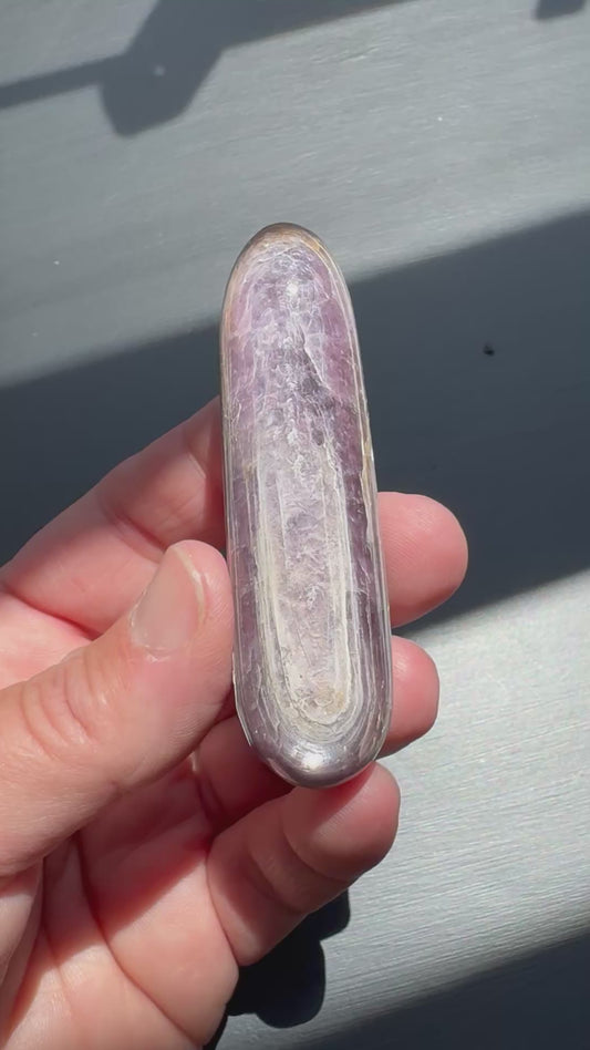 LEPIDOLITE WAND (H42)