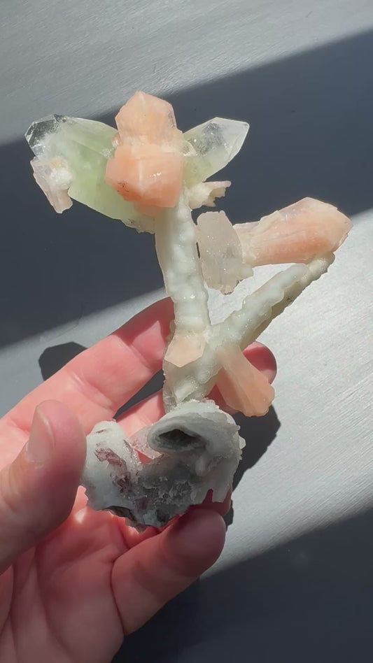 ZEOLITE SCULPTURE (I200)