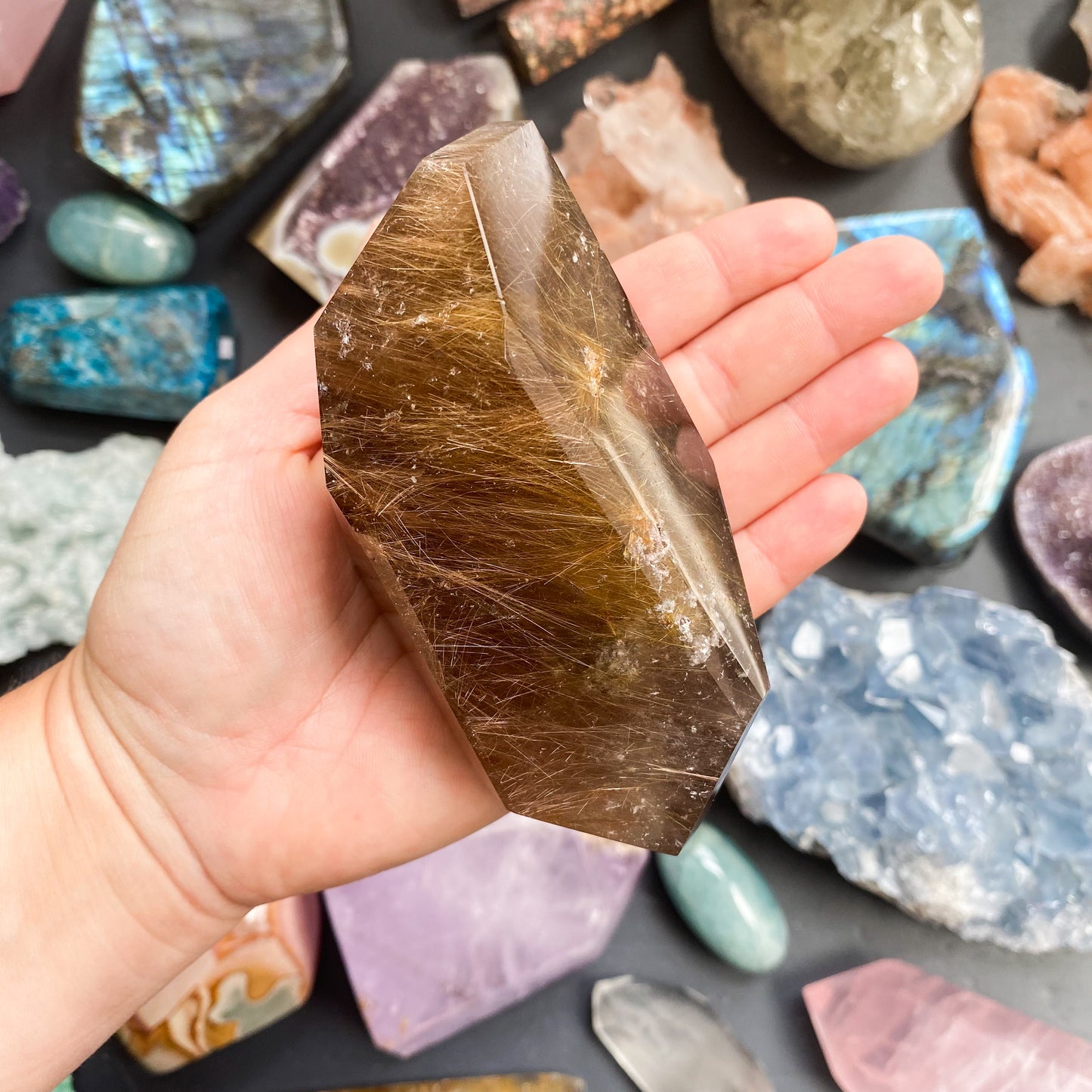 SMOKY QUARTZ (RUTILATED)